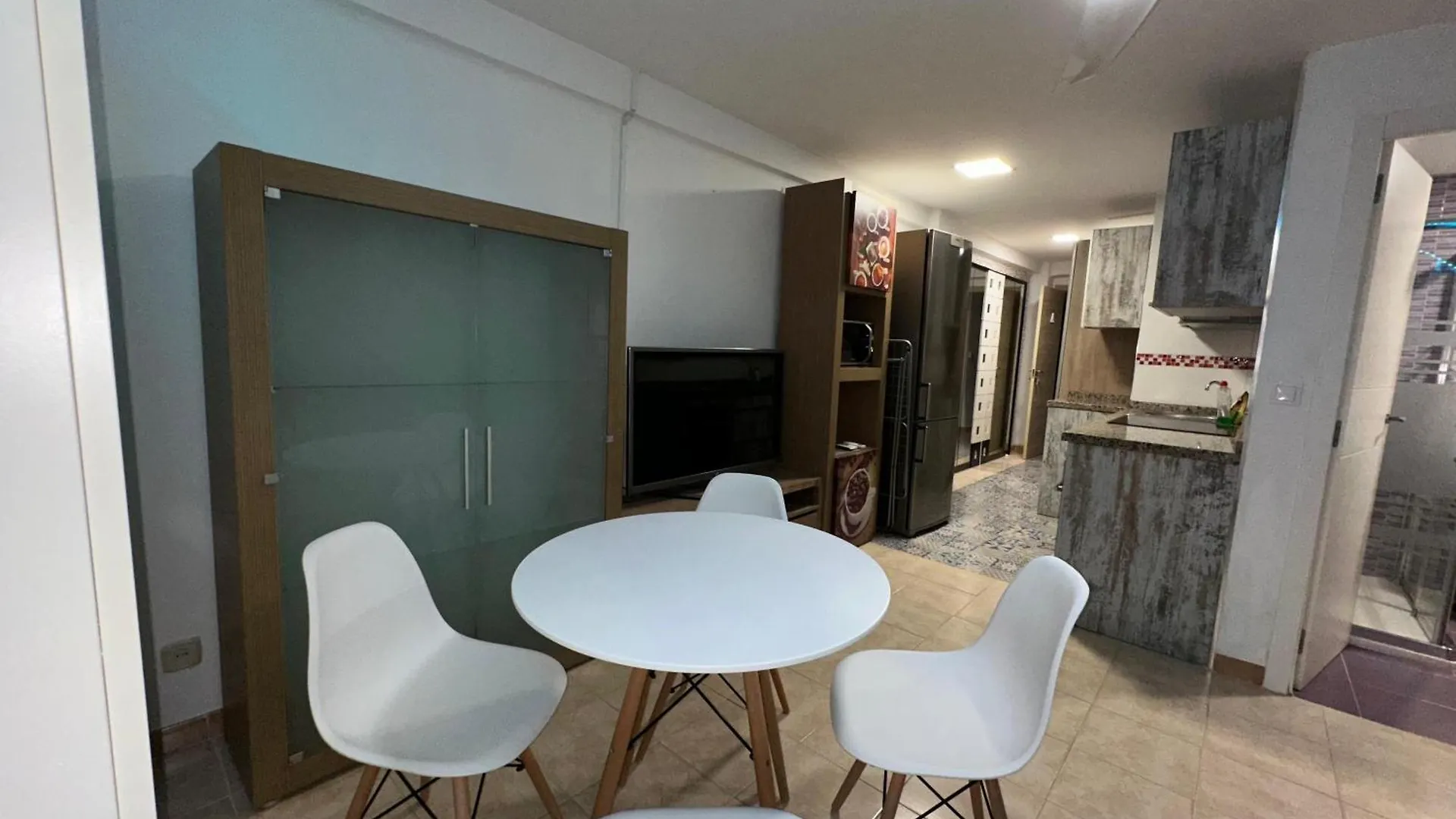Loma - Wifi, Centro A 200 Metros, Playa A 850 Metros, Nuevo, Tiendas A Menos De 5 Minutos Торремолинос 0*,  Испания